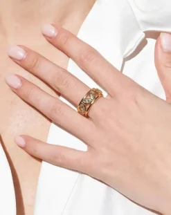 Anillo Topacio Azul Papua