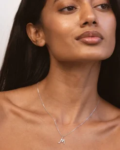 Collar Plata Letra M