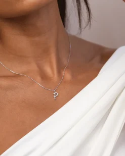 Collar Plata Letra P