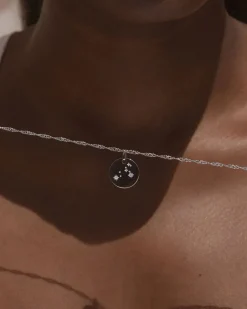 Collar Plateado Zodiaco Leo