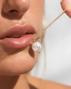 Kathleen Pearl Necklace