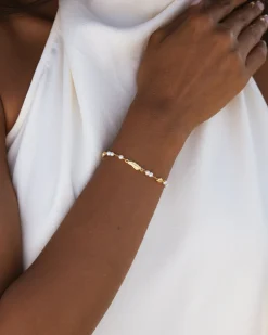 Shana Pearl Bracelet